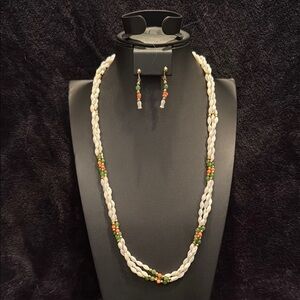 Elegant Pearl Necklace Set